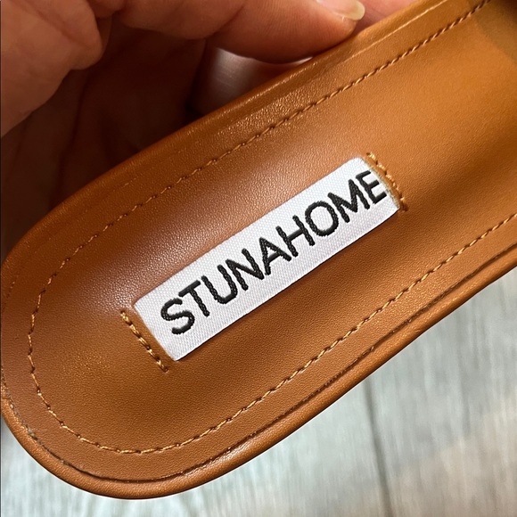 New Stunahome Stylish Black and Tan Women's Sandals Paris size 37 - Picture 2 of 10